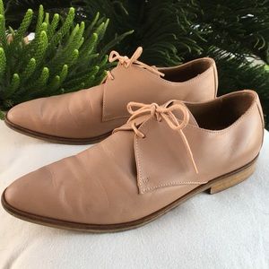 Everlane Blush Modern Oxford